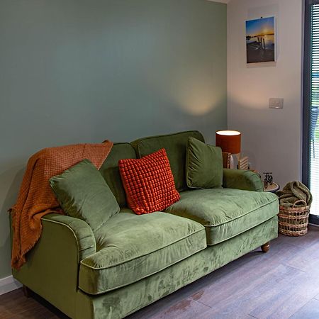 Lough Beg Glamping Hotel Newferry Ngoại thất bức ảnh