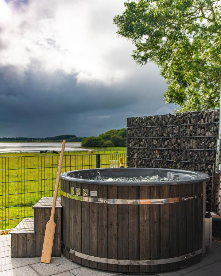 Lough Beg Glamping Hotel Newferry Ngoại thất bức ảnh